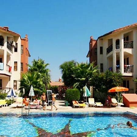 Papaya Hotel 3*
