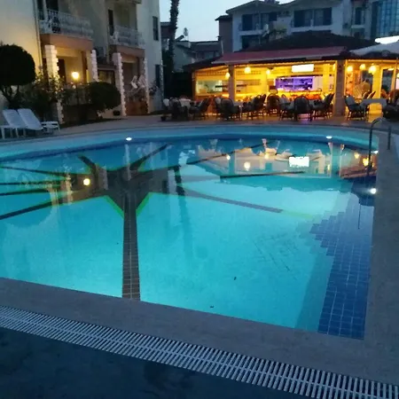 Papaya Otel Side